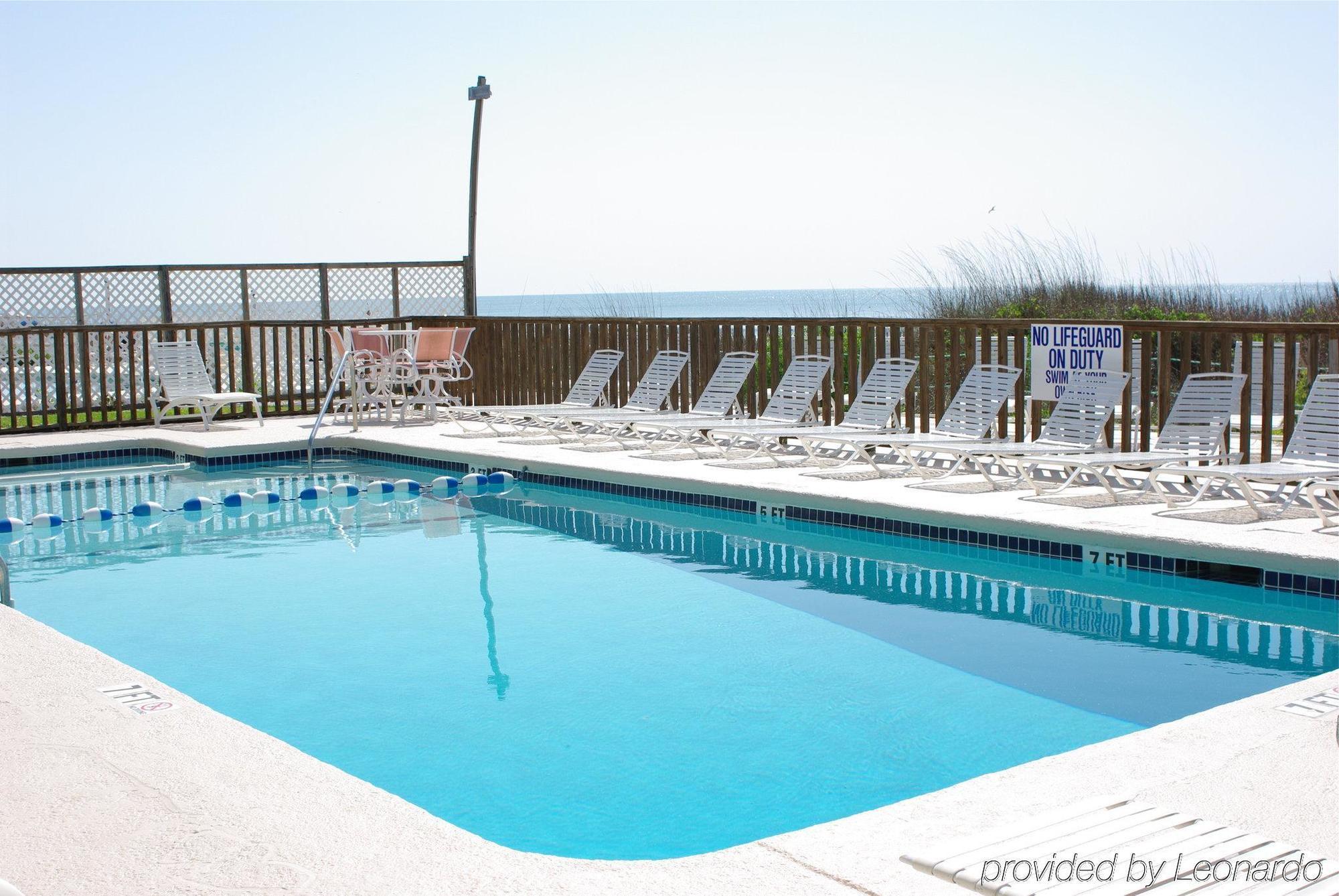 Castaway Beach Inn & Swim Up Bar 노스 미를 비치 시설 사진