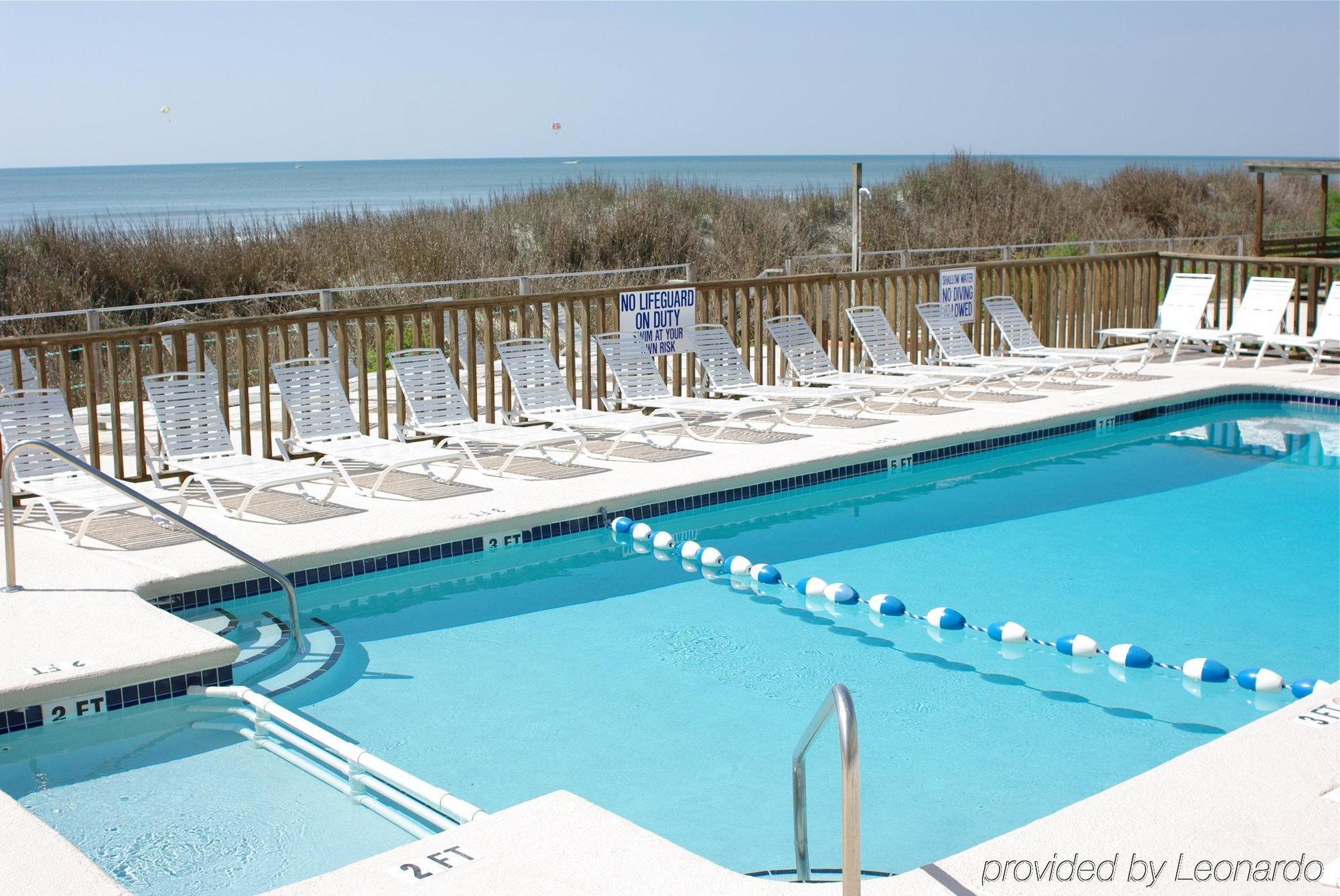 Castaway Beach Inn & Swim Up Bar 노스 미를 비치 시설 사진