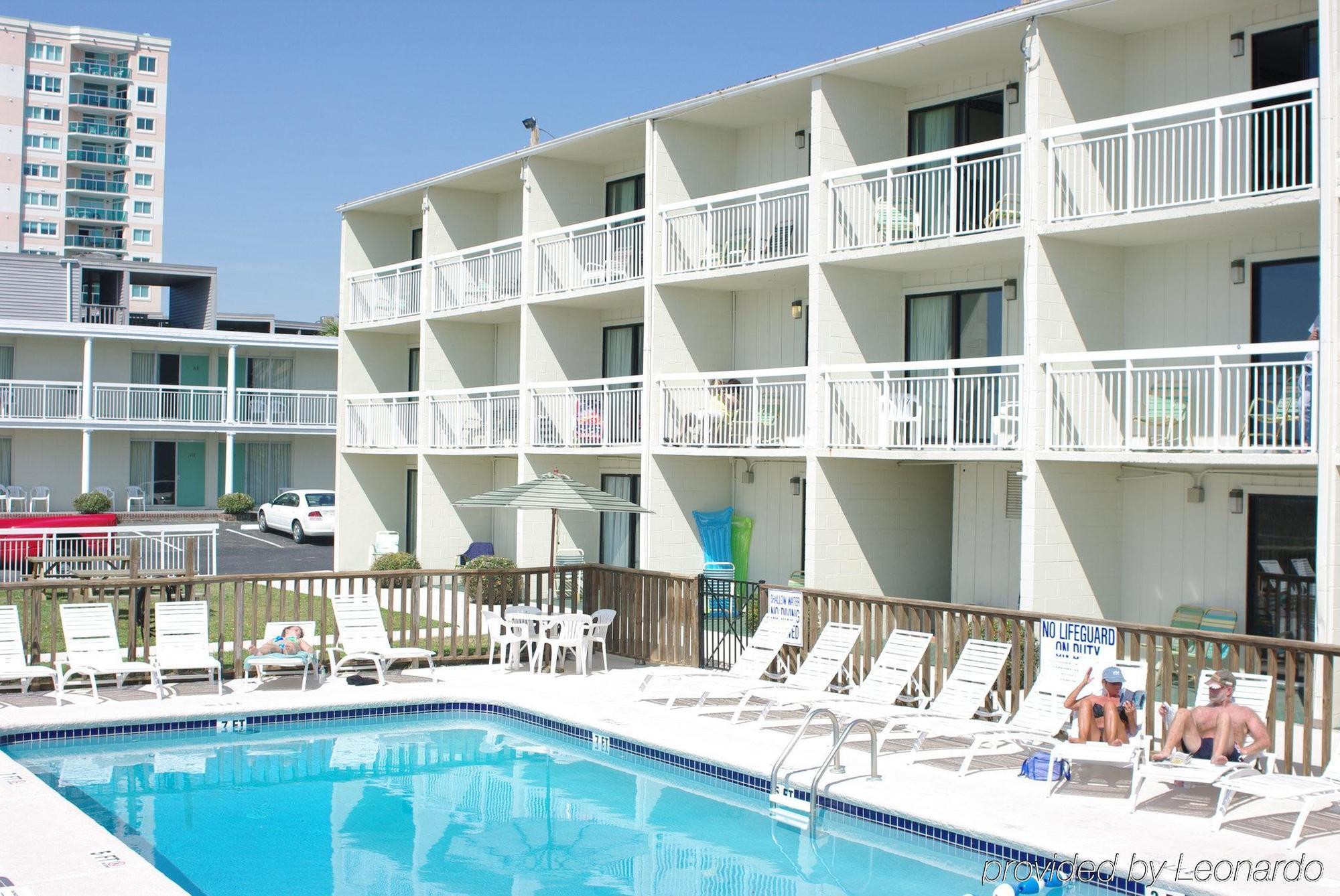 Castaway Beach Inn & Swim Up Bar 노스 미를 비치 외부 사진